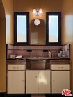 Photo - 923 Alma St