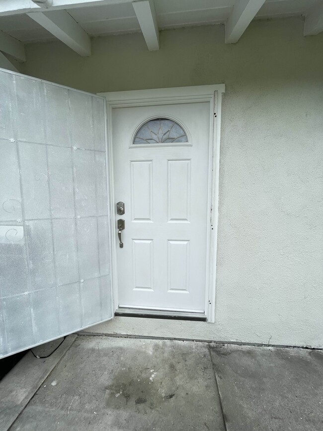 Photo - 6647 Val Verde Ave Unit Back House