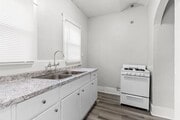 Photo - 1643 Locust Ave Apartment Unit 04