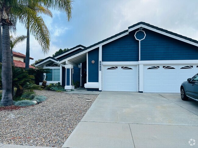 Building Photo - PRESENTING: Single level view home in Ocea...