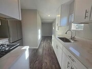 Photo - 2661 Commercial St