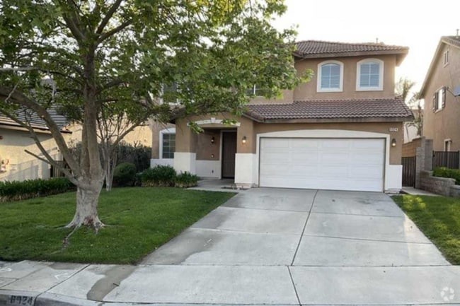 Building Photo - 6932 Lisa Dr Rental