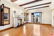 Photo - 421 1/2 N Ogden Dr
