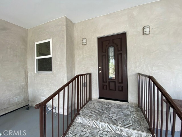 Photo - 6657 Enfield Ave