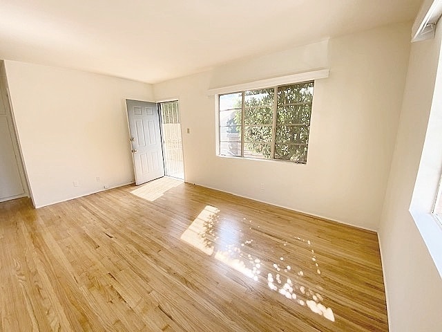 Photo - 4034 Camero Ave Unit 4034