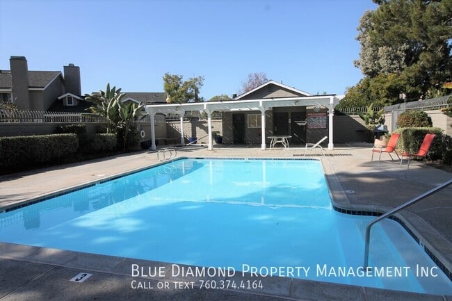 Photo - 1963 Azure Way Townhome