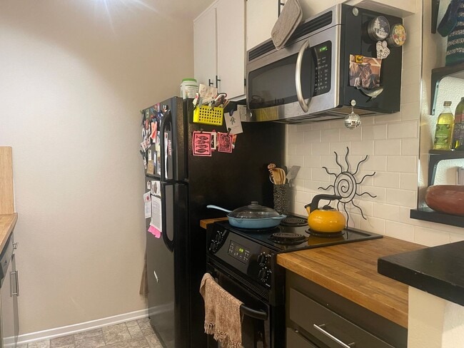 Photo - Charming 1 Bedroom, 1 Bathroom Condo