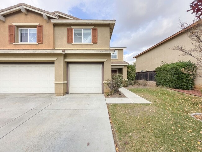 Photo - Large 4 bedroom + LOFT Home in Murrieta Fo...