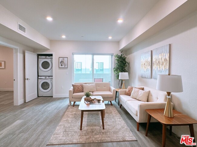Photo - 3050 W 11th St Condo Unit 204