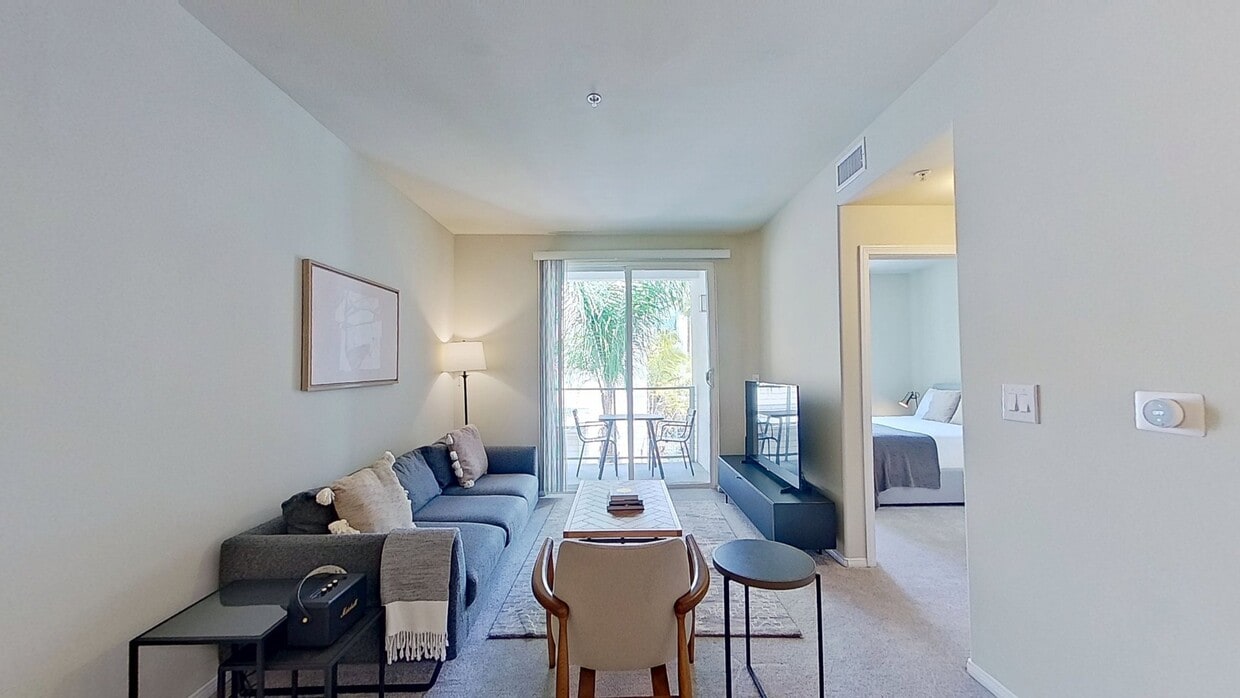 3D Tour - 5535 Westlawn Ave Apartment Unit FL3-ID1325