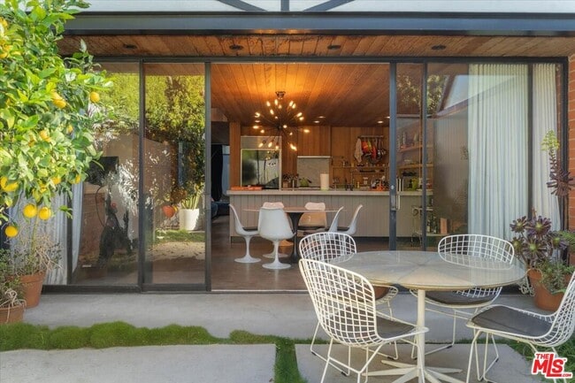 Photo - 1570 La Baig Ave Unit A