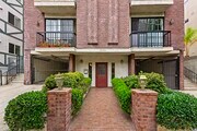 Photo - 1539 Greenfield Ave Unit 202