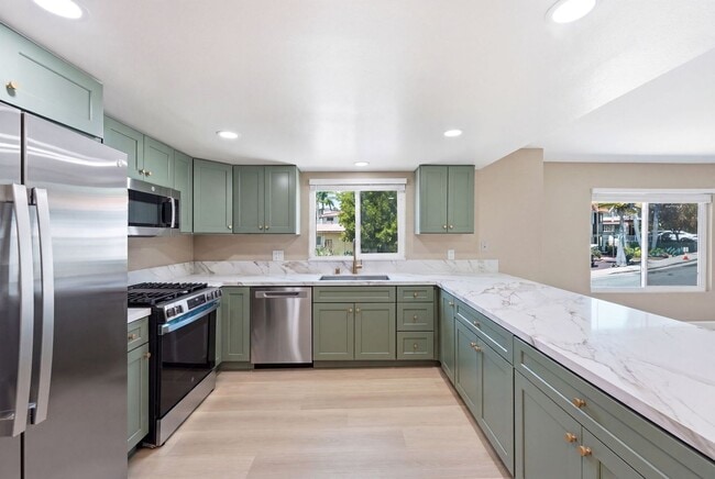 Building Photo - 211 Avenida Monterey Unit A