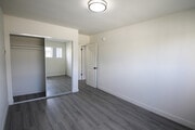 Photo - 14306 Riverside Dr Apartments
