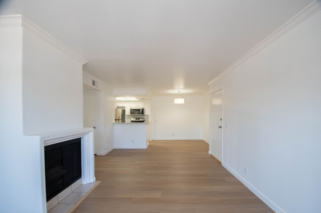 Photo - 6041 Fulton Ave Unit 102