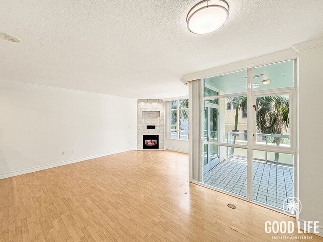 Photo - STUNNING 2 BED/2 BATH CONDO AVAILABLE IN THE DISCOVERY BUILDING IN CORTEZ HILL! Unit 304