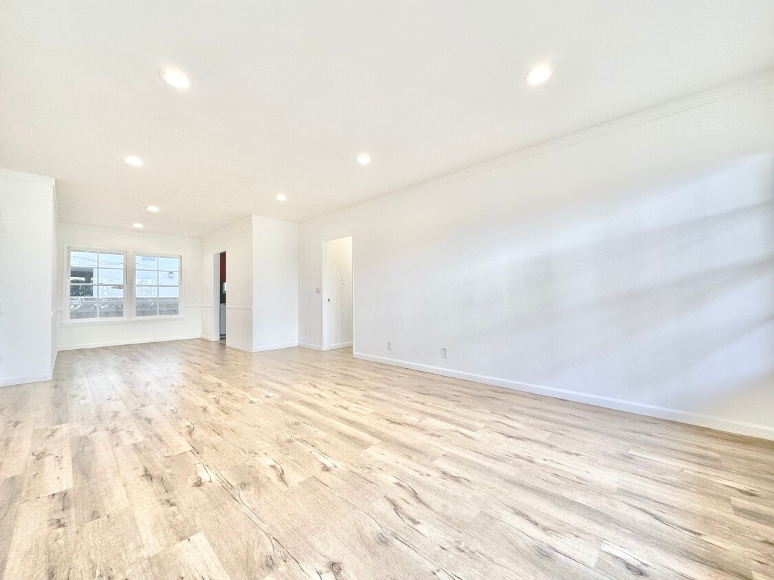 Floor Plan - Modern 2 Bed + 1.5 Bath