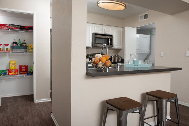 Photo - IMT Wood Ranch Apartments