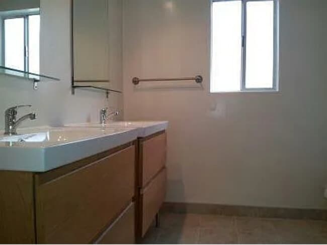 Photo - 221 N Juanita Ave