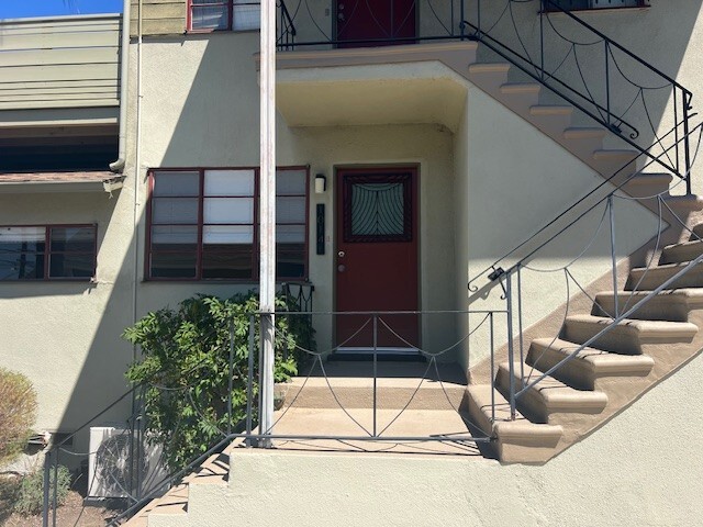 Photo - 1014 1/2 Hyperion Ave Unit 1014 12 Hyperion Ave.