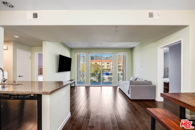 Photo - 250 N 1st St Unit 436
