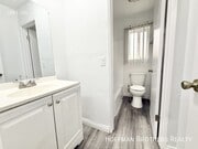Photo - 14831 Delano St Unit 1