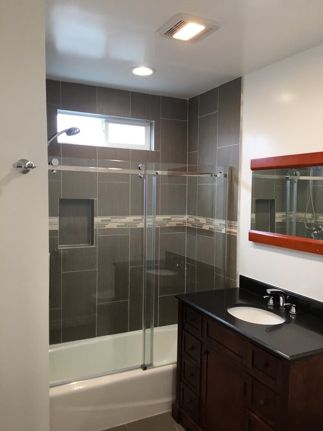 Photo - Spacious Four Bedroom Home In Ladera Heights