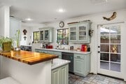 Photo - Artistic Ojai Home
