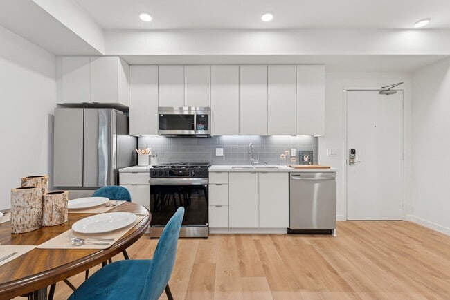 Photo - Onyx on Park