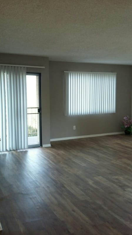 Photo - 1627 N Fair Oaks Ave