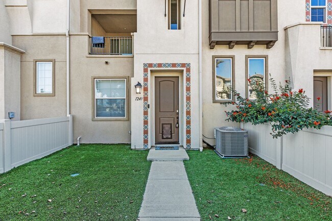 Photo - 4 bedroom - Pacific Ridge in Oceanside