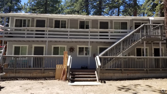Building Photo - 33807 Green Valley Lake Rd Rental