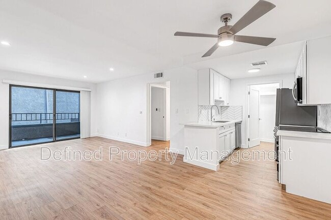 Photo - 5807 Laurel Canyon Blvd Unit 308