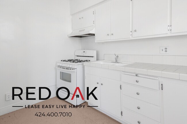 Photo - 2505 W 6th St Unit 207