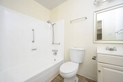 Photo - Villa Hemet Apartments