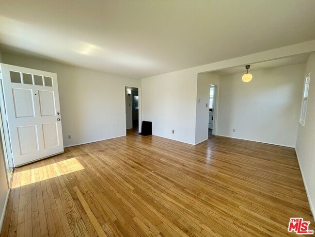 Photo - 5954 W 85th Pl
