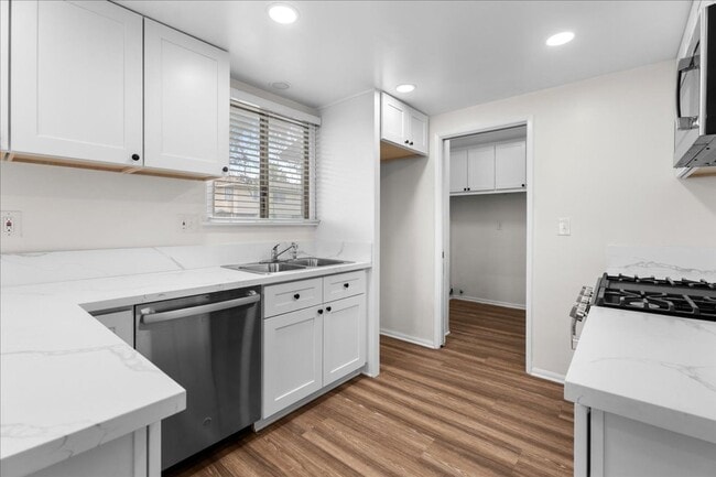 Photo - Updated Winnetka 3-Bedroom with Backyard a...