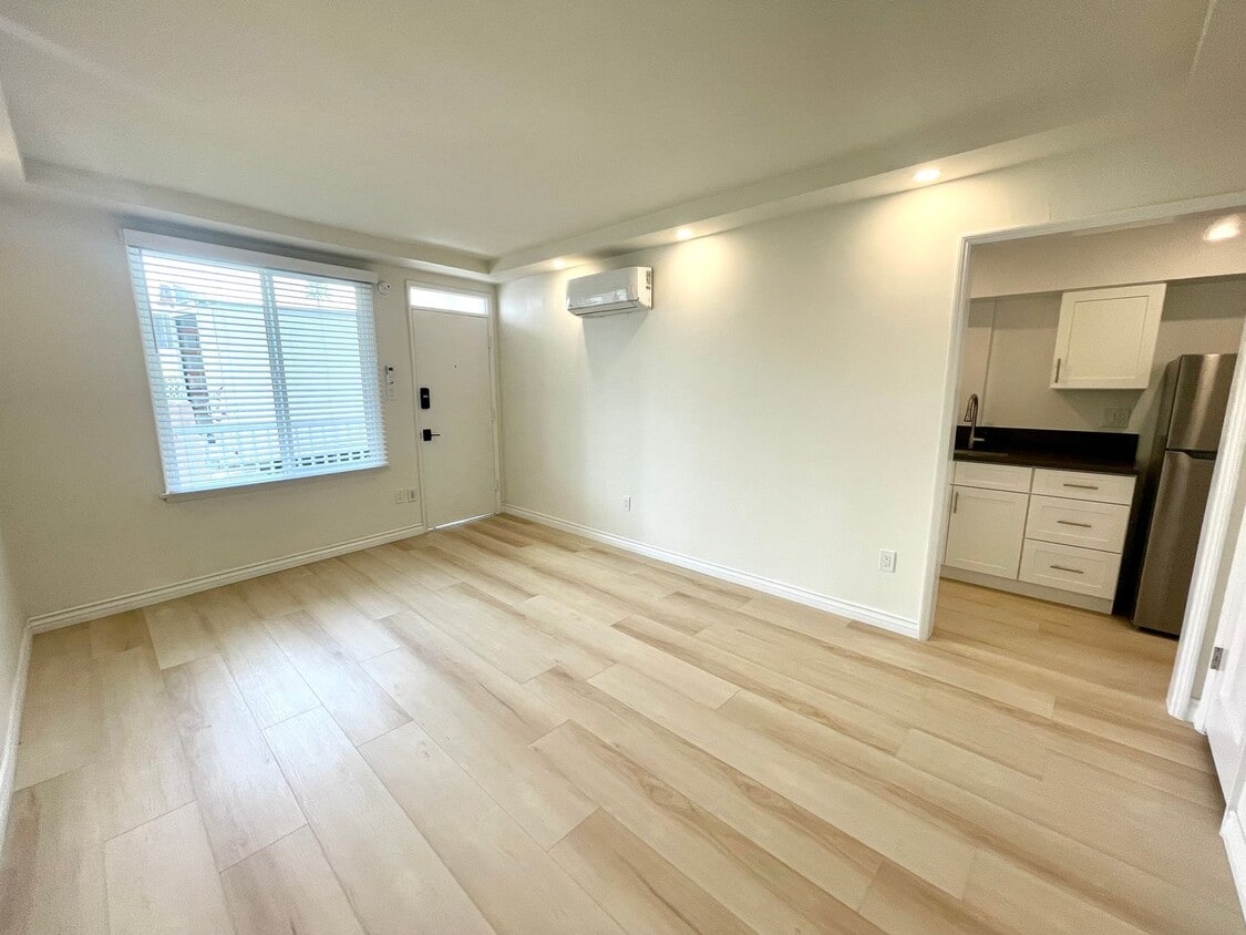 Floor Plan - 102
