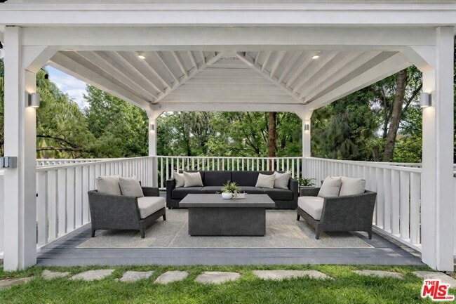 Photo - 5220 Melvin Ave