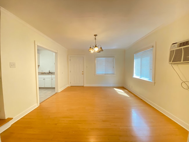 Photo - 1658 Colorado Blvd House