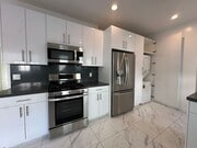 Photo - 1407 Laurel Ave Unit 1406