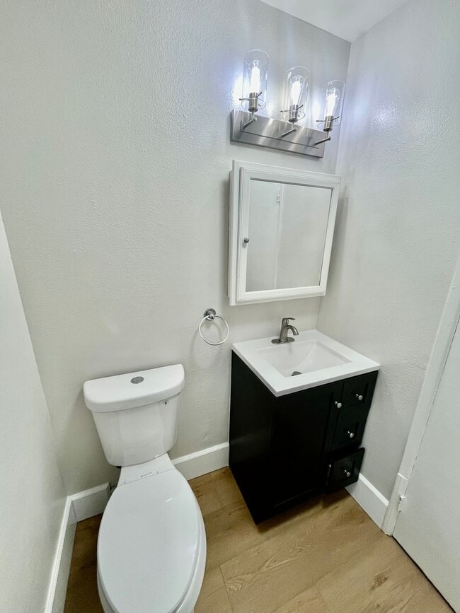 Photo - 3840-3842 Dove Unit 3842