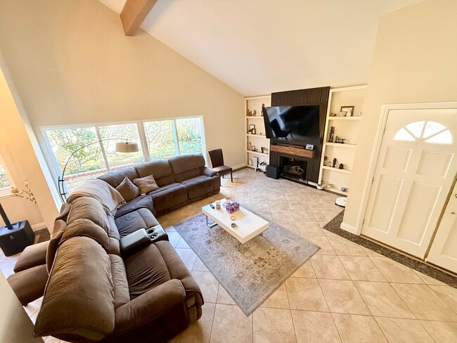 Photo - 26431 Via Lara