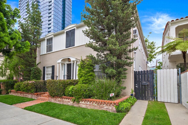 Building Photo - 9965 Durant Dr Unit 9965 Back
