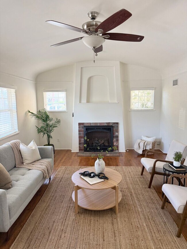 Photo - Amazing Home with Upgrades in Normal Heights Unit 3562