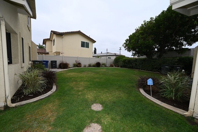 Photo - Spacious 3 Bed / 2.5 Bath Townhome in Gated Community – El Cajon