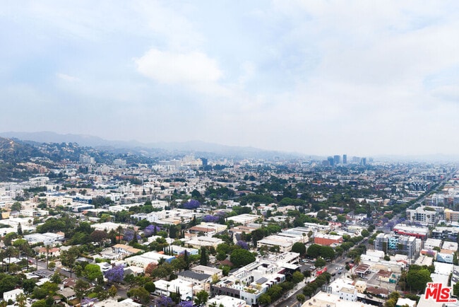 Photo - 1007 N Genesee Ave