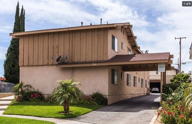 Building Photo - 521 Ridgeway Ln Unit 6