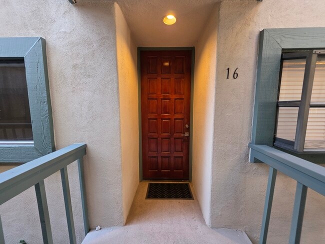 Photo - 917 Torrance St Unit 16