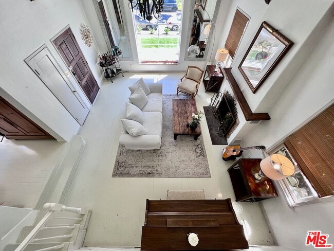 Photo - 219 Winchester Ave